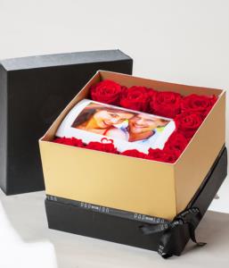 flower box con rose stabilizzate e foto 10x15
