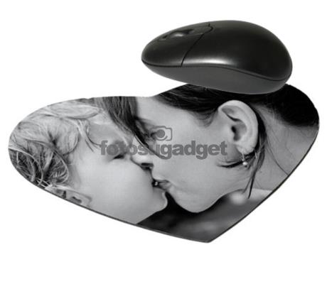 mouse pad a forma di cuore con foto